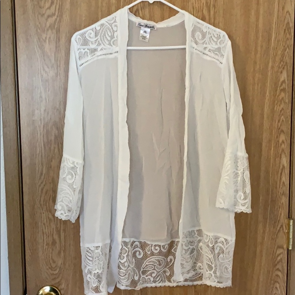 White lace kimono